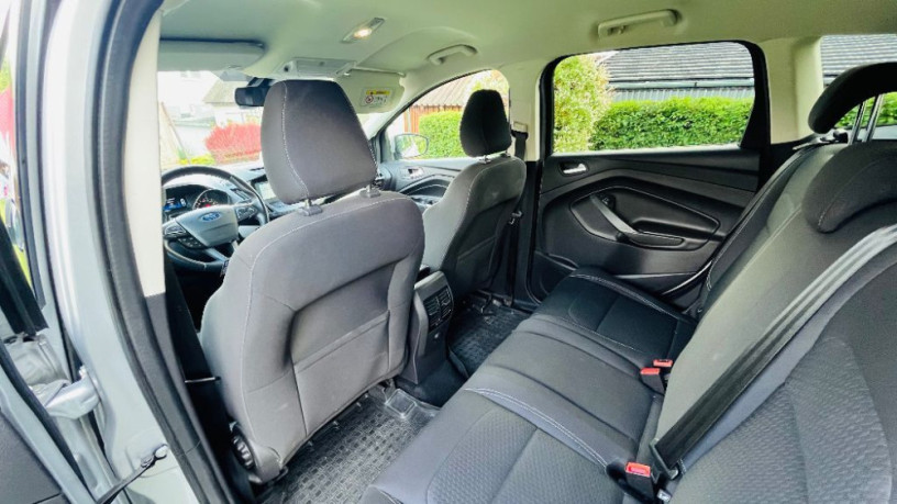 ford-kuga-15-ecoboost-150k-business-x-110kw150hp-m6-big-2