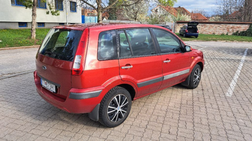 ford-fusion-14-benzin-big-2