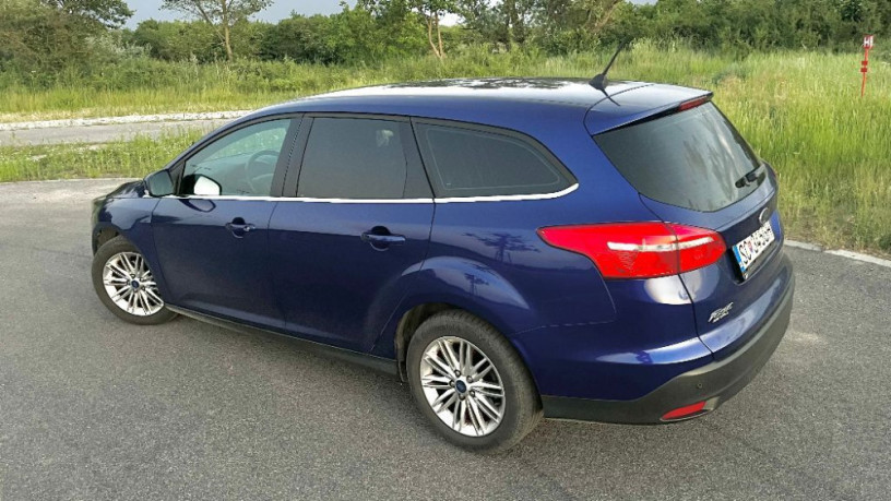 ford-focus-kombi-15tdci-88kw-edition-x-big-1