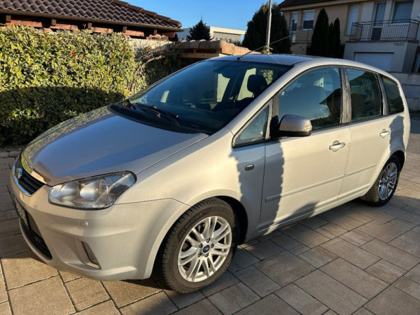 ford-c-max-novy-motor-big-1