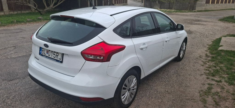 ford-focus-16-duratec-ti-vct-classic-x-77kw105hp-m5-big-3