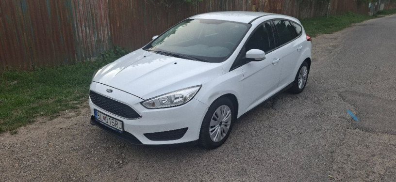 ford-focus-16-duratec-ti-vct-classic-x-77kw105hp-m5-big-0