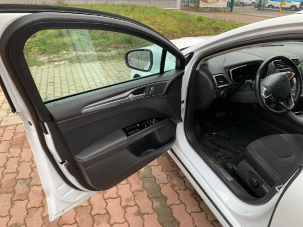 ford-mondeo-combi-mondeo-20-tdci-ecoblue-titanium-at-110kw150hp-a8-big-3