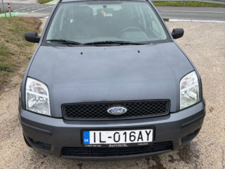 ford-fusion-14-benzin-pojazdne-po-nehode