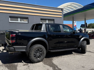 ford-ranger-raptor-30-v6-ecoboost-biturbo-2025-14-600-km-maximalna-vybava