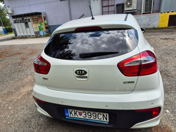 kia-rio-hatchback-2016-49-000-km-stk-a-ek-do-052028-big-2