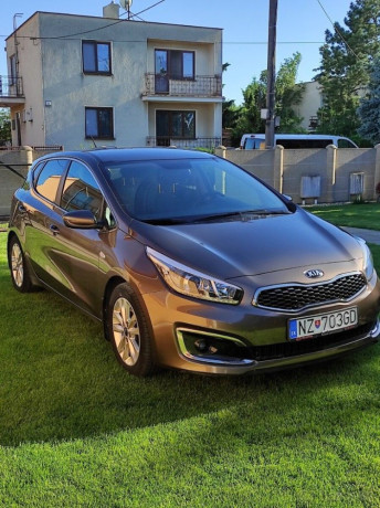 kia-ceed-16-99kw-big-0