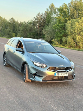 kia-ceed-sw-ceed-sw-15-t-gdi-gold-at-103kw140hp-a7-big-3