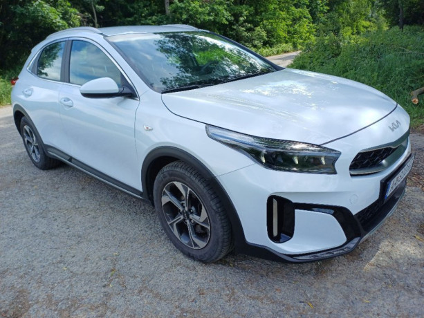 kia-xceed-15-t-gdi-118kw-7dct-big-2