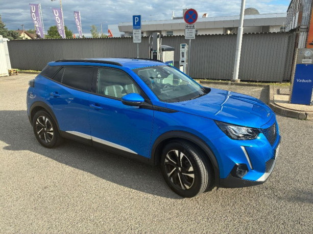 peugeot-2008-e-sez-prez-big-3