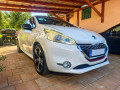 peugeot-208-gti-16-thp-200k-bohata-vybava-stk-202708-small-2