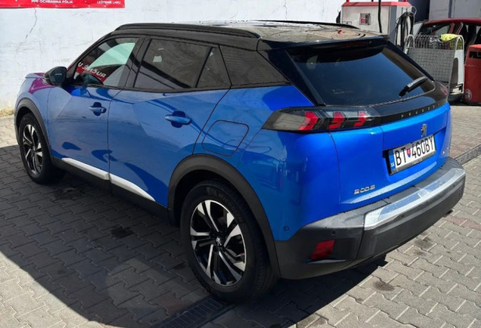 peugeot-2008-15-bluehdi-130-allure-eat8-96kw130hp-a8-big-2
