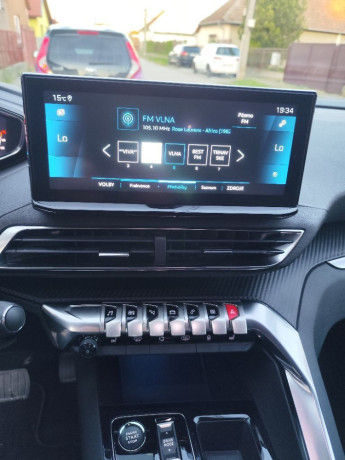 peugeot-5008-12-puretech-130k-allure-pack-at-96kw130hp-a8-big-3