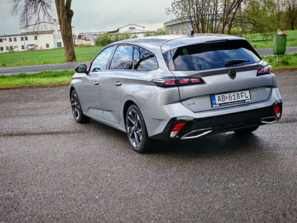 peugeot-308-sw-allure-12-puretech-130-2022-kamera-big-1