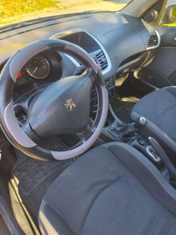 peugeot-206-plus-big-3