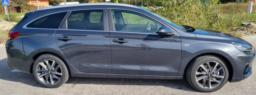 hyundai-i30-cw-kombi-15-t-gdi-mhev-style-dct-panorama-big-2