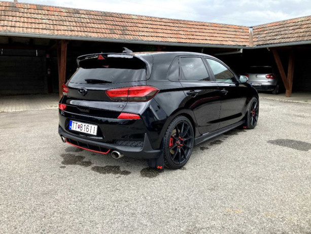 hyundai-i30-n-20-t-gdi-n-performance-202kw275hp-m6-big-2