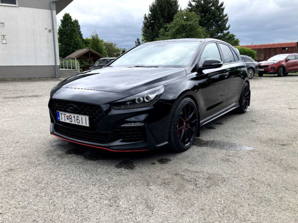 hyundai-i30-n-20-t-gdi-n-performance-202kw275hp-m6-big-1