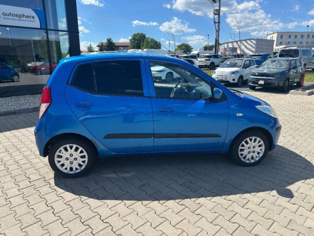 hyundai-i10-12i-classic-57kw77hp-m5-big-2