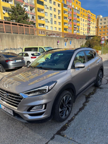 hyundai-tucson-20-crdi-premium-at-4x4-136kw185hp-a8-big-0