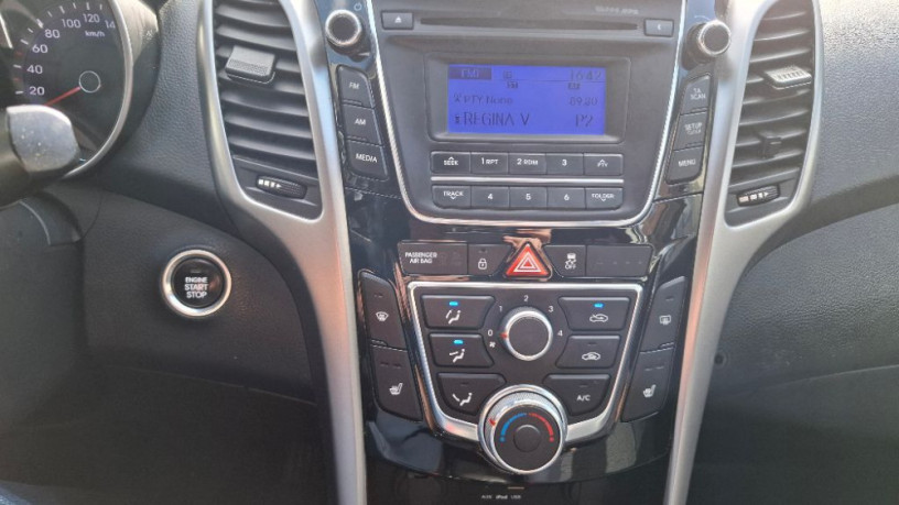 hyundai-i30-cw-i30-kombi-16i-mpi-16v-dohc-comfort-88kw120hp-m6-big-3