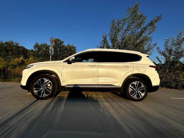 hyundai-santa-fe-22-crdi-7-miest-premium-4x4-at-tazne-147kw198hp-a8-big-1