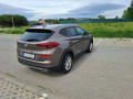 hyundai-tucson-16-crdi-family-100kw-m6-small-1