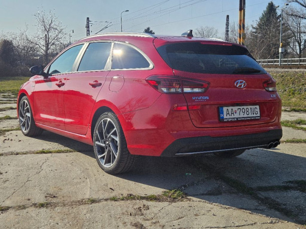 hyundai-i30-cw-at-118kw-n-line-plus-big-2