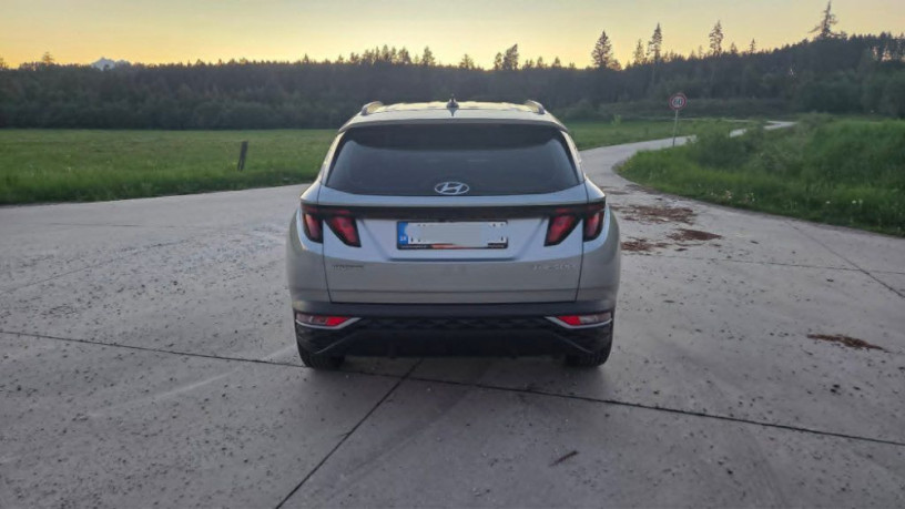 hyundai-tucson-16-t-gdi-style-110kw150hp-m6-big-2