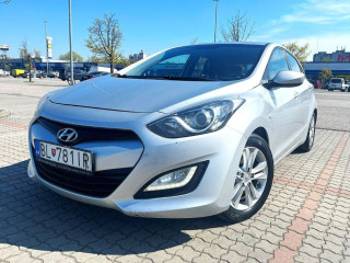 hyundai-i30-16-crdi-dohc-16v-style-94kw128hp-m6