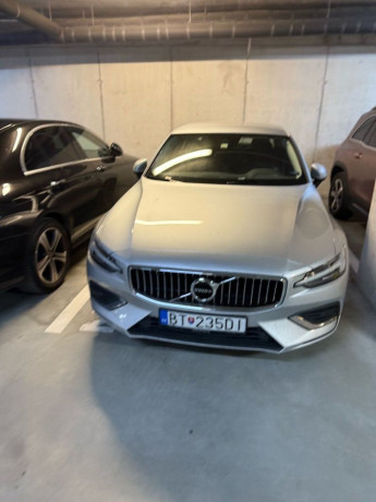 volvo-s60-b5-inscription-awd-at-184kw250hp-a8-big-2