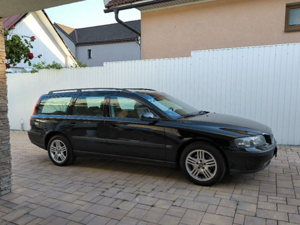 volvo-v70-d-96kw130hp-m5-big-1