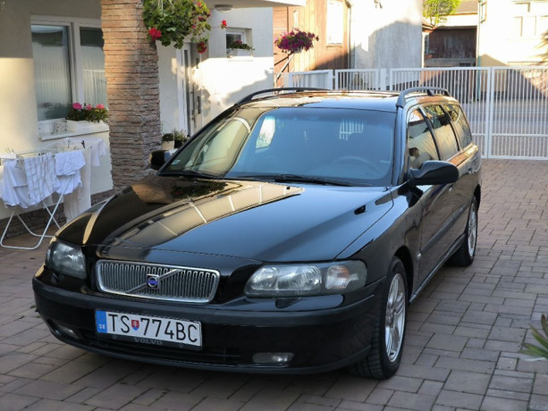volvo-v70-d-96kw130hp-m5-big-0