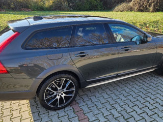 volvo-v90-cross-country-pro-d4