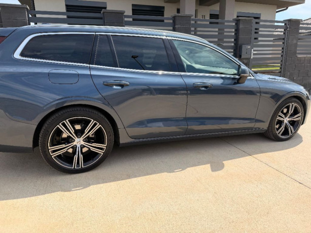 volvo-v60-denim-blue-big-3