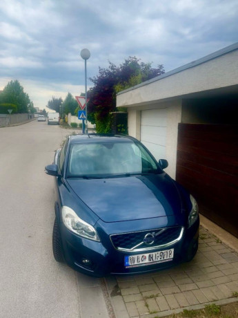 volvo-c30-predam-big-3