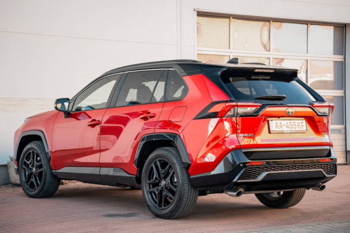toyota-rav4-25-hybrid-gr-sport-fabricka-zaruka-vyrobcu-big-3