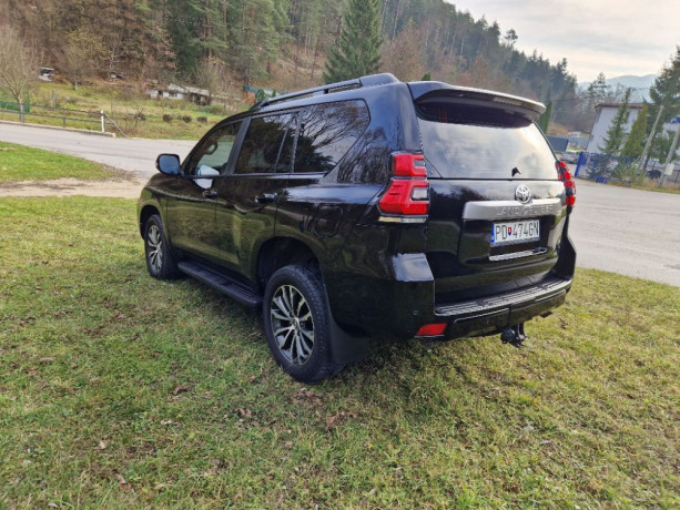 toyota-land-cruiser-big-2