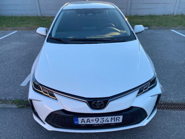 toyota-corolla-15-dynamic-force-active-92kw-125hp-m6-dph-big-2