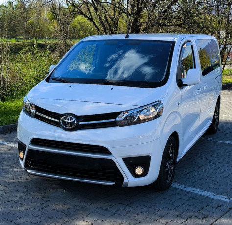 toyota-proace-verso-ponukam-na-predaj-big-0