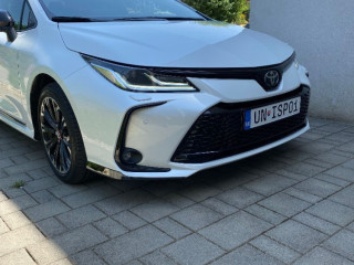 toyota-corolla-18-hybrid-e-cvt-gr-sport-72kw98hp-a1
