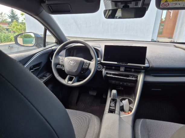 toyota-c-hr-toyota-c-hr-plug-in-executive-big-2