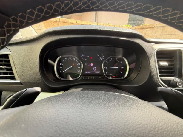 toyota-proace-verso-vip-zaruka-102028-big-3