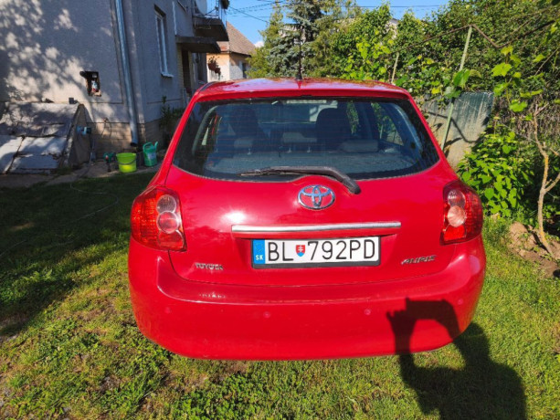 toyota-auris-14-i-vvt-i-sol-71kw96hp-m5-big-2
