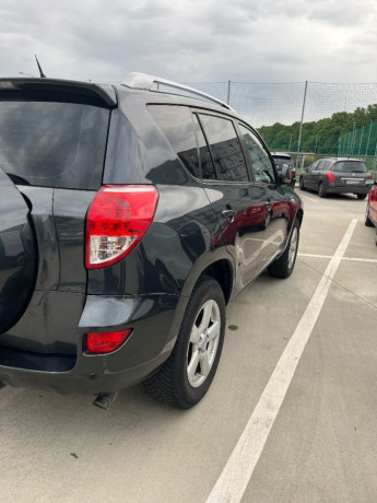 toyota-rav4-22-d-4d-135-base-100kw136hp-m6-big-1