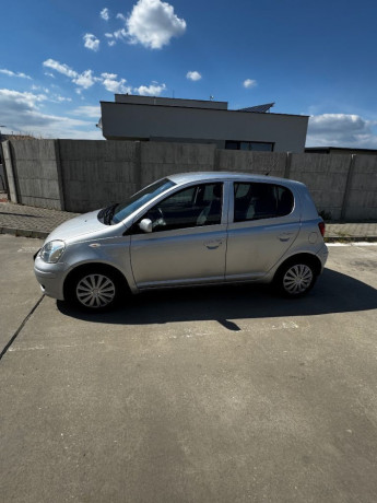 toyota-yaris-13-vvt-i-sol-at-64kw87hp-a4-big-1
