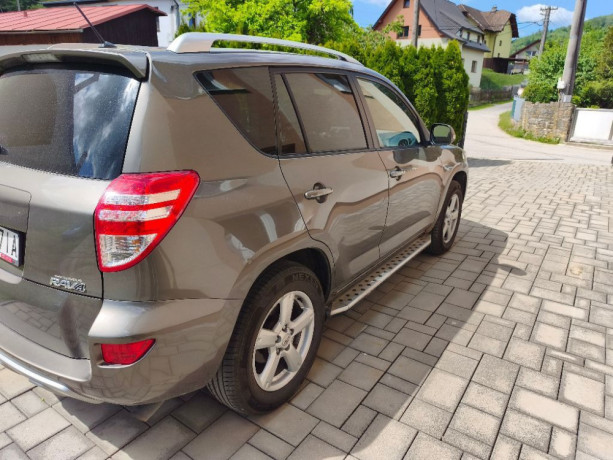 toyota-rav4-predaj-big-1