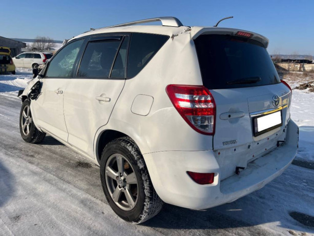 toyota-rav4-big-3
