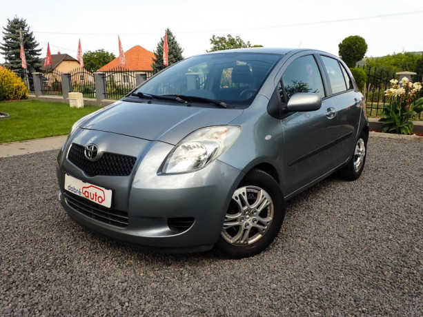 toyota-yaris-13-vvt-i-automat-64kw-4valec-2007-2009-big-0