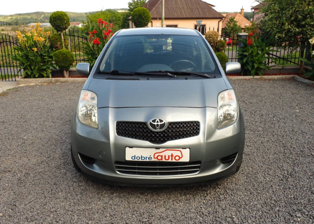 toyota-yaris-13-vvt-i-automat-64kw-4valec-2007-2009-big-2